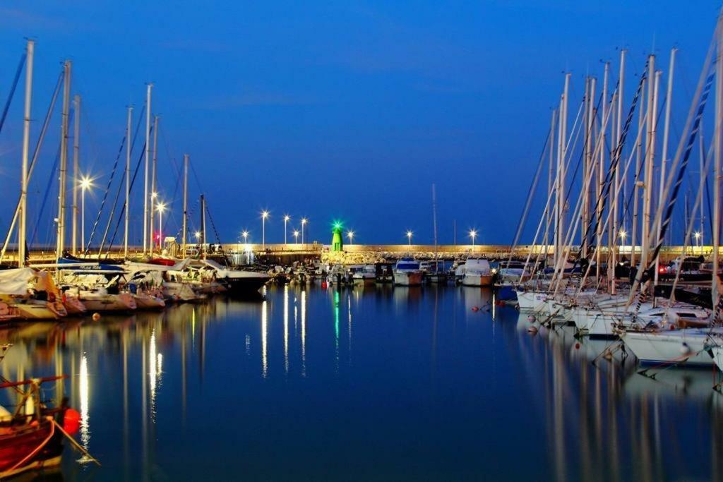 Monolocali B&B Santa Maria Apparente Civitanova Marche Exterior foto